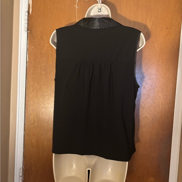 Blouse - Picture 2 of 2